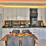 Yesilkoey 2 Bedroom Secluded With Private Pool Hot Tub Villa