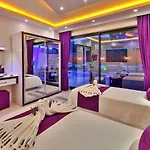 Yesilkoey 2 Bedroom Secluded With Private Pool Hot Tub Villa *