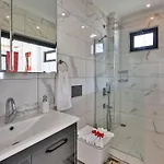Yesilkoey 2 Bedroom Secluded With Private Pool Hot Tub