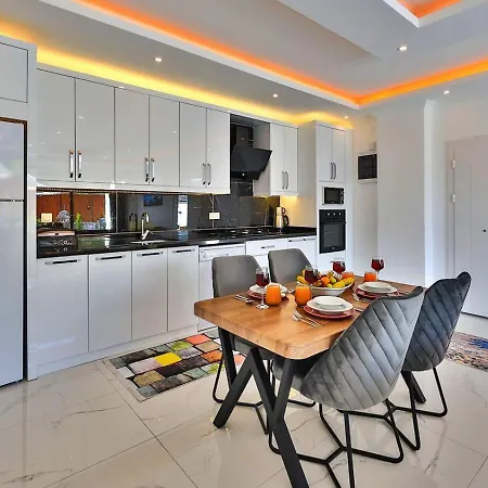 Vilă Yesilkoey 2 Bedroom Secluded With Private Pool Hot Tub Kalkan