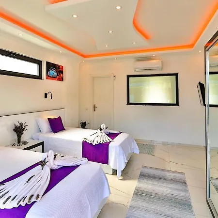 Yesilkoey 2 Bedroom Secluded With Private Pool Hot Tub Villa *