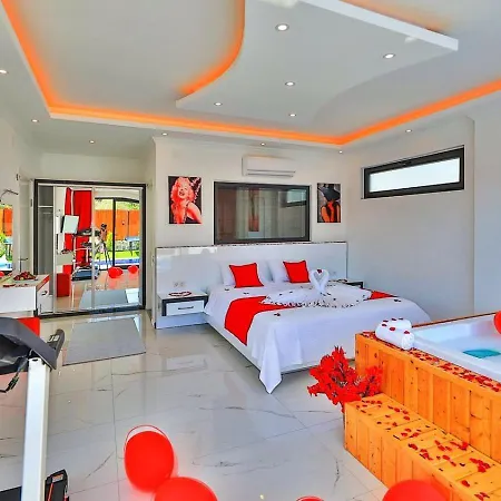 Yesilkoey 2 Bedroom Secluded With Private Pool Hot Tub Villa Kalkan