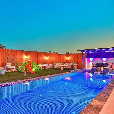 Yesilkoey 2 Bedroom Secluded With Private Pool Hot Tub Villa Kalkan