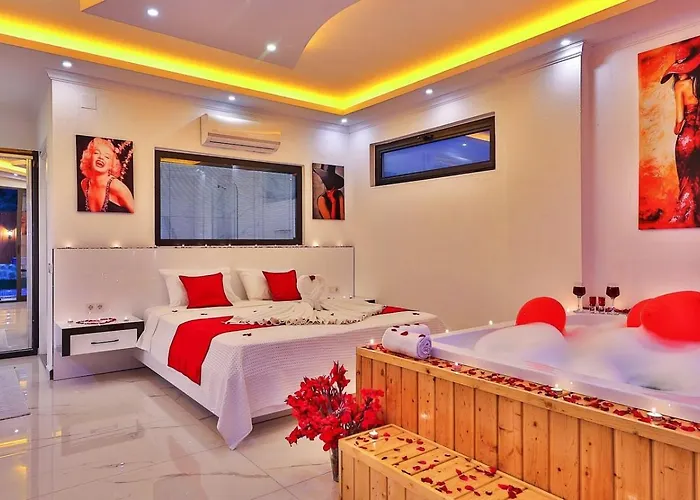 Yesilkoey 2 Bedroom Secluded With Private Pool Hot Tub Villa