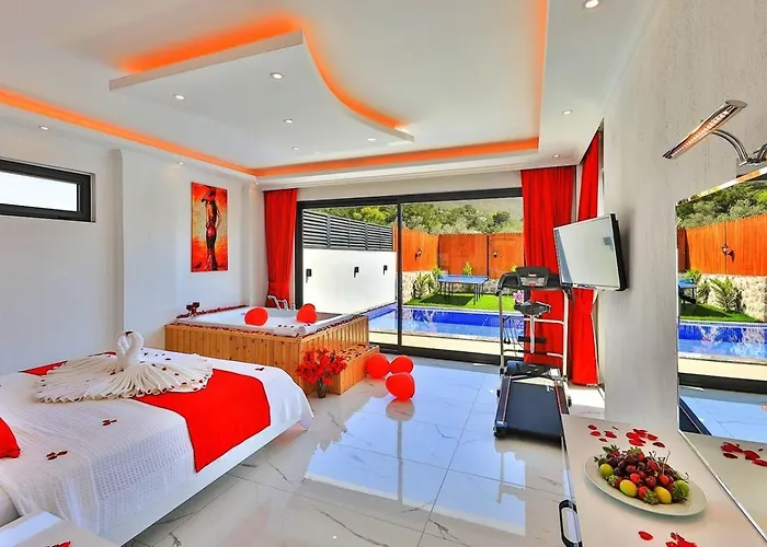 Yesilkoey 2 Bedroom Secluded With Private Pool Hot Tub Villa Kalkan