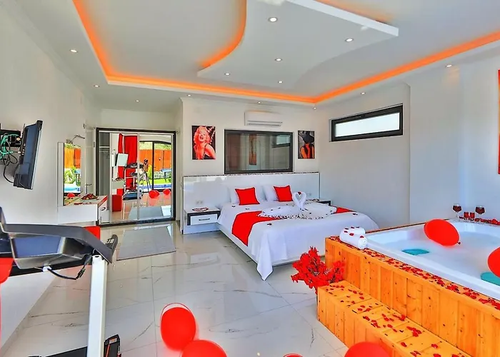 Yesilkoey 2 Bedroom Secluded With Private Pool Hot Tub Villa Kalkan